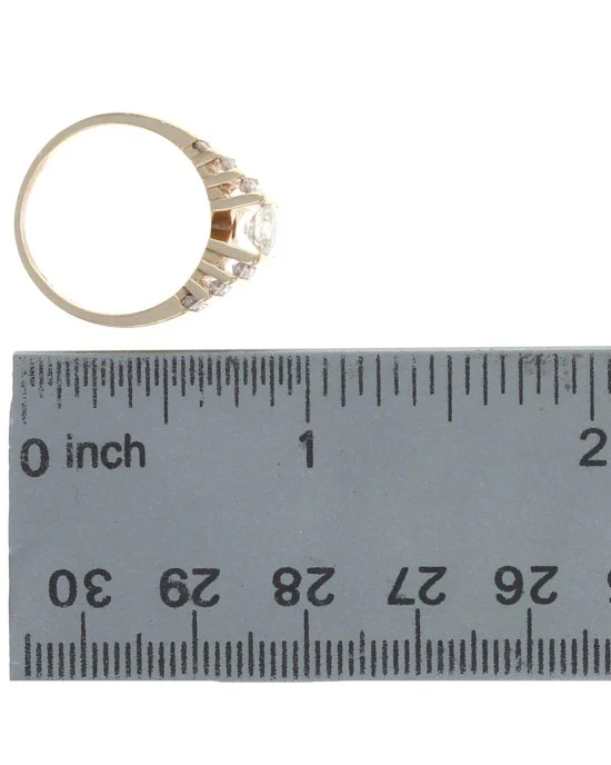0.41ct SI1, G Round Diamond Engagement Ring in 14K Yellow Gold - Image 3
