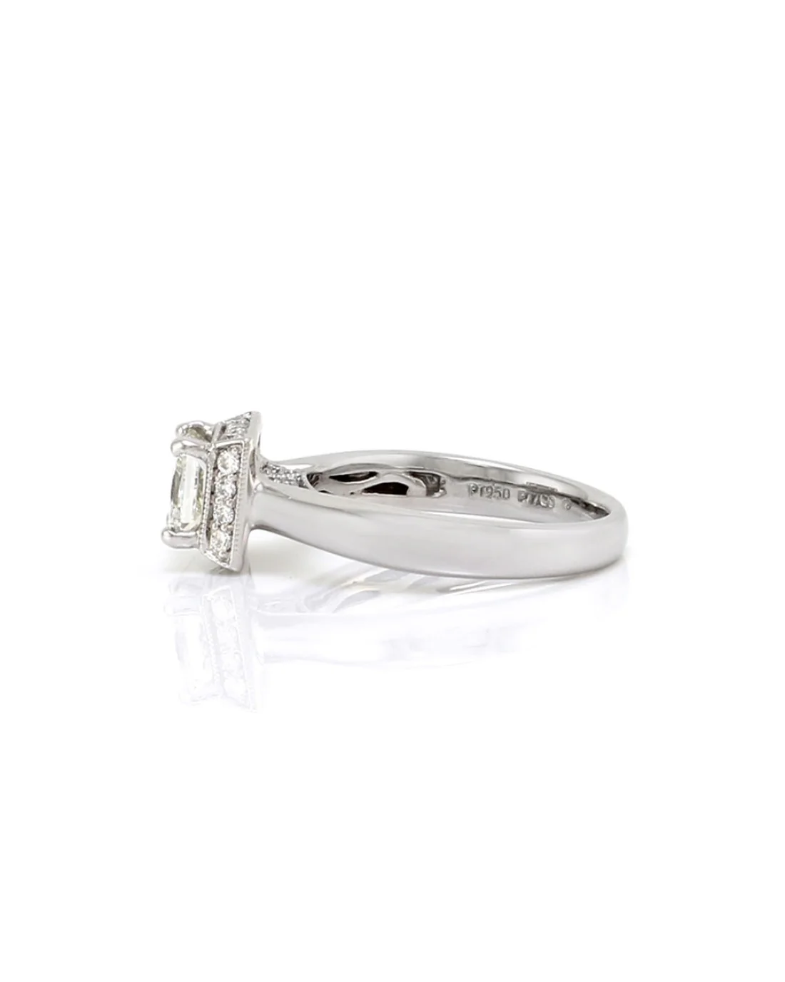 1.00ct VVS2, J GIA Certified Princess Cut Diamond Engagement Ring in Platinum - Image 3