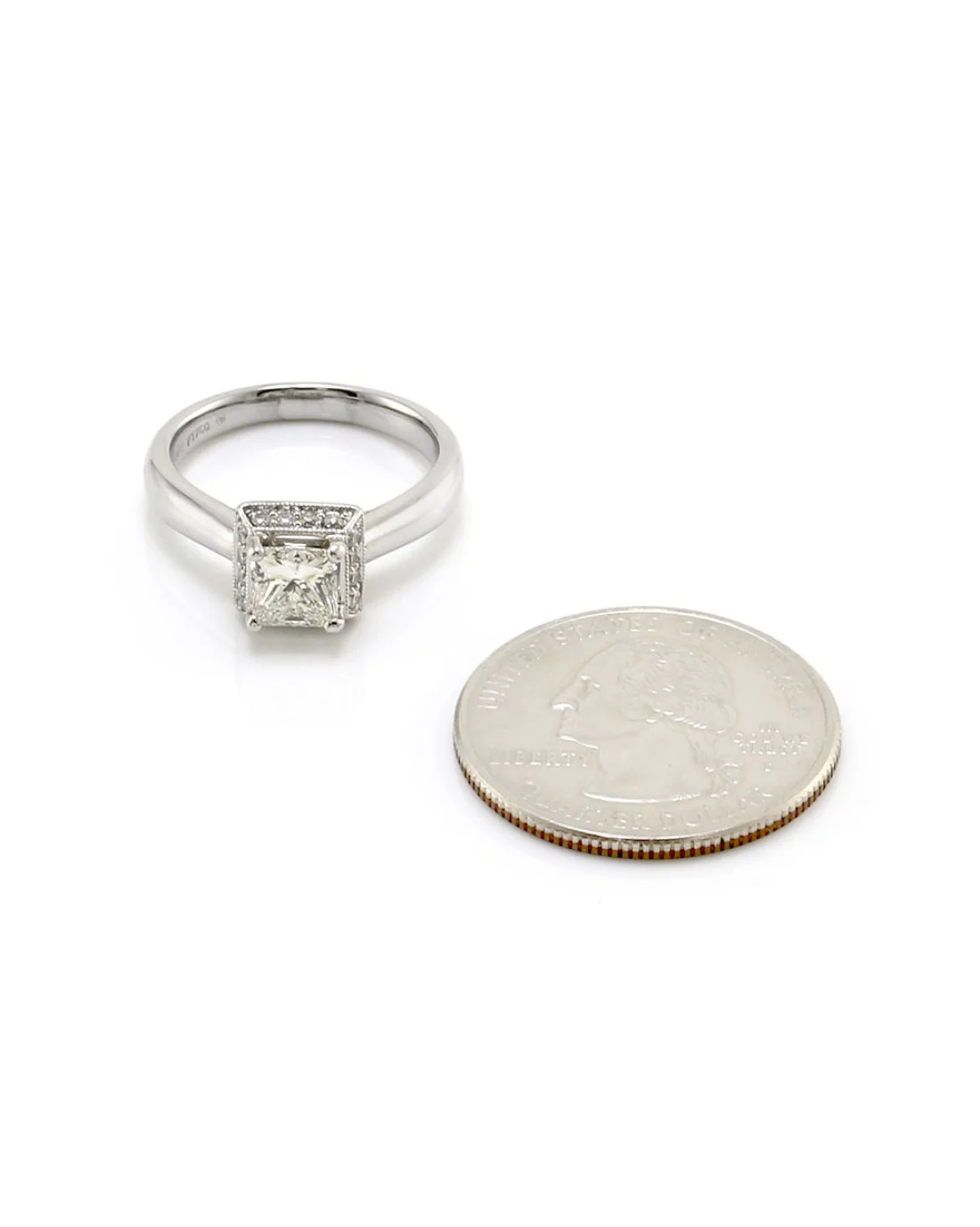 1.00ct VVS2, J GIA Certified Princess Cut Diamond Engagement Ring in Platinum - Image 6
