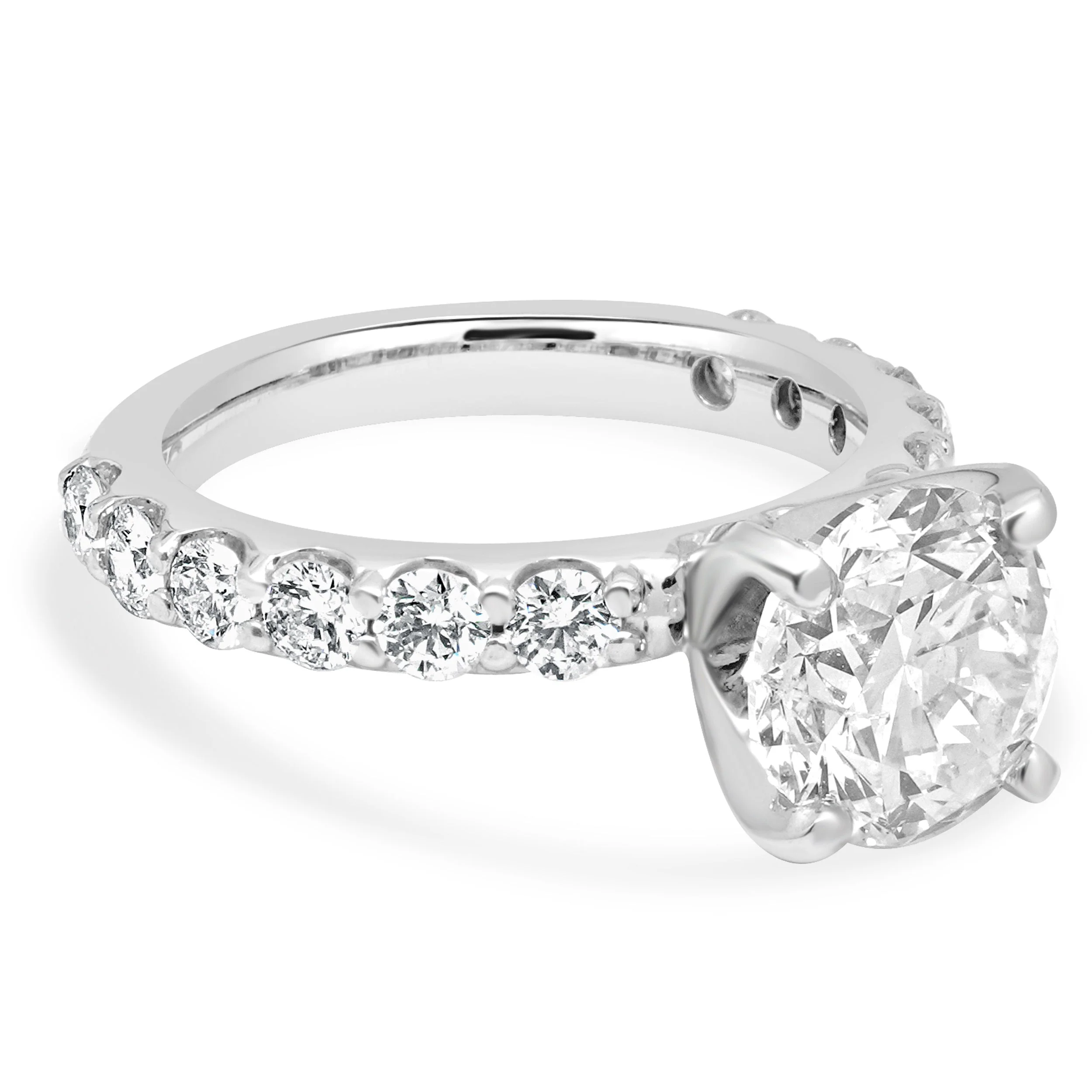 14 Karat White Gold and GIA Certified Prong Set Round Brilliant Cut Diamond Engagement Ring - Image 3