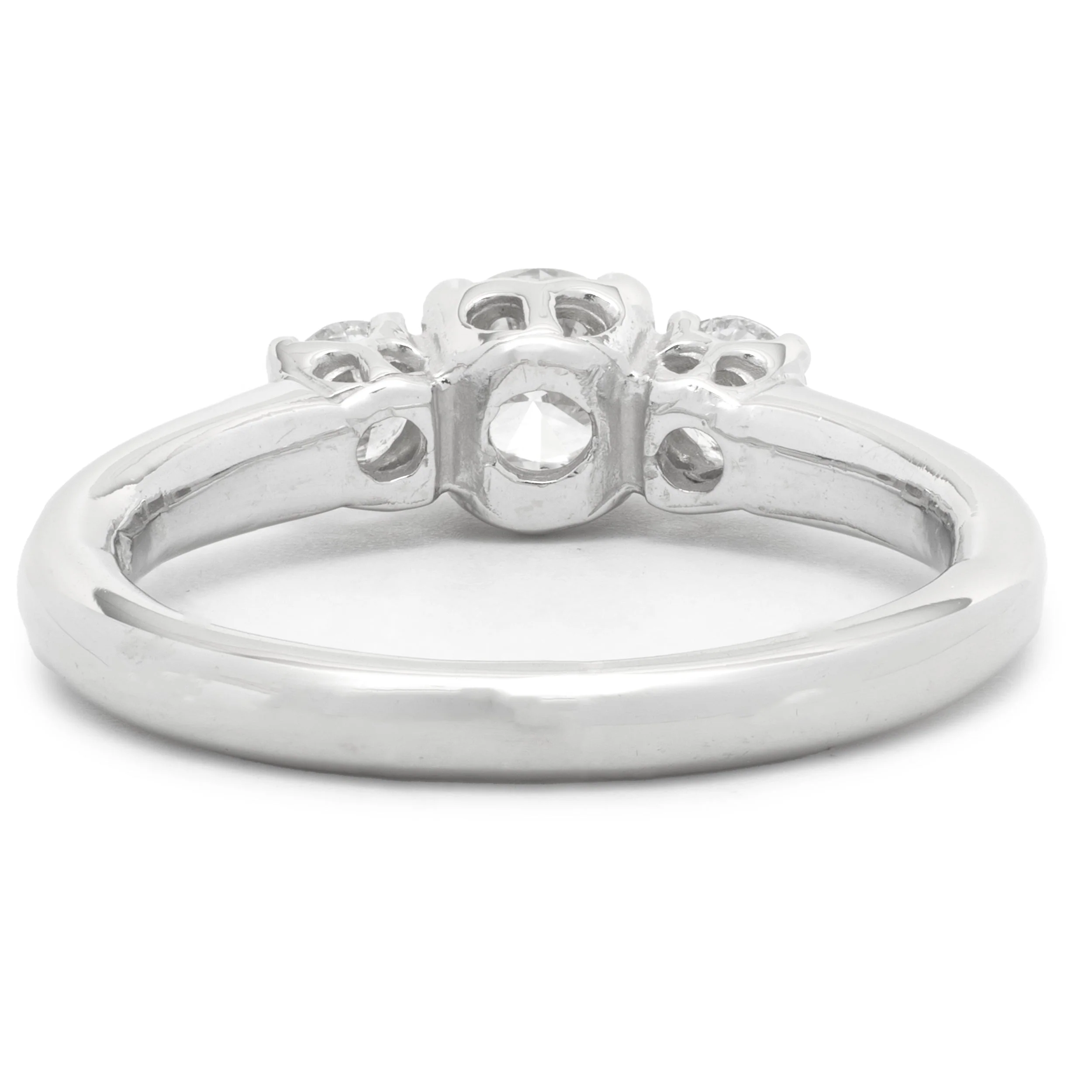 14 Karat White Gold Three Stone Round Brilliant Cut Diamond Engagement Ring - Image 4