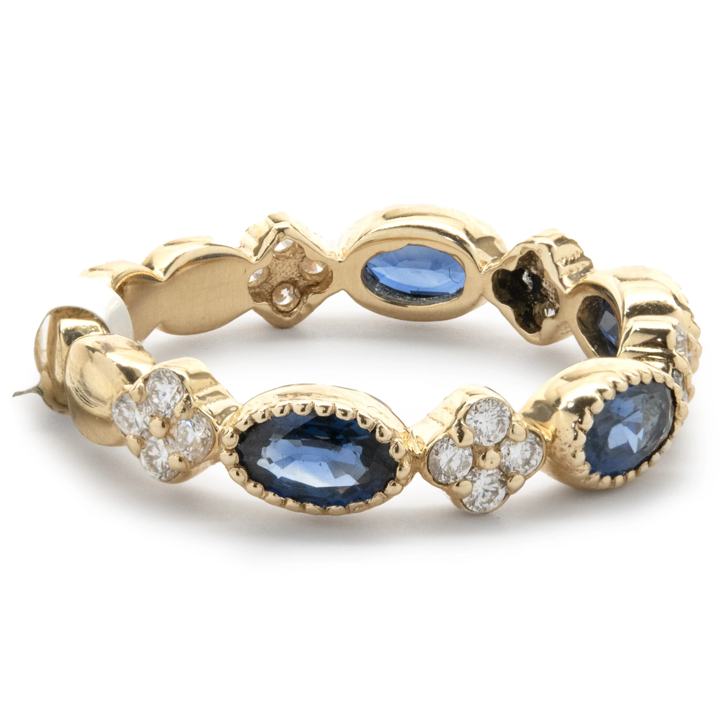 14 Karat Yellow Gold Diamond and Sapphire Star Band - Image 2