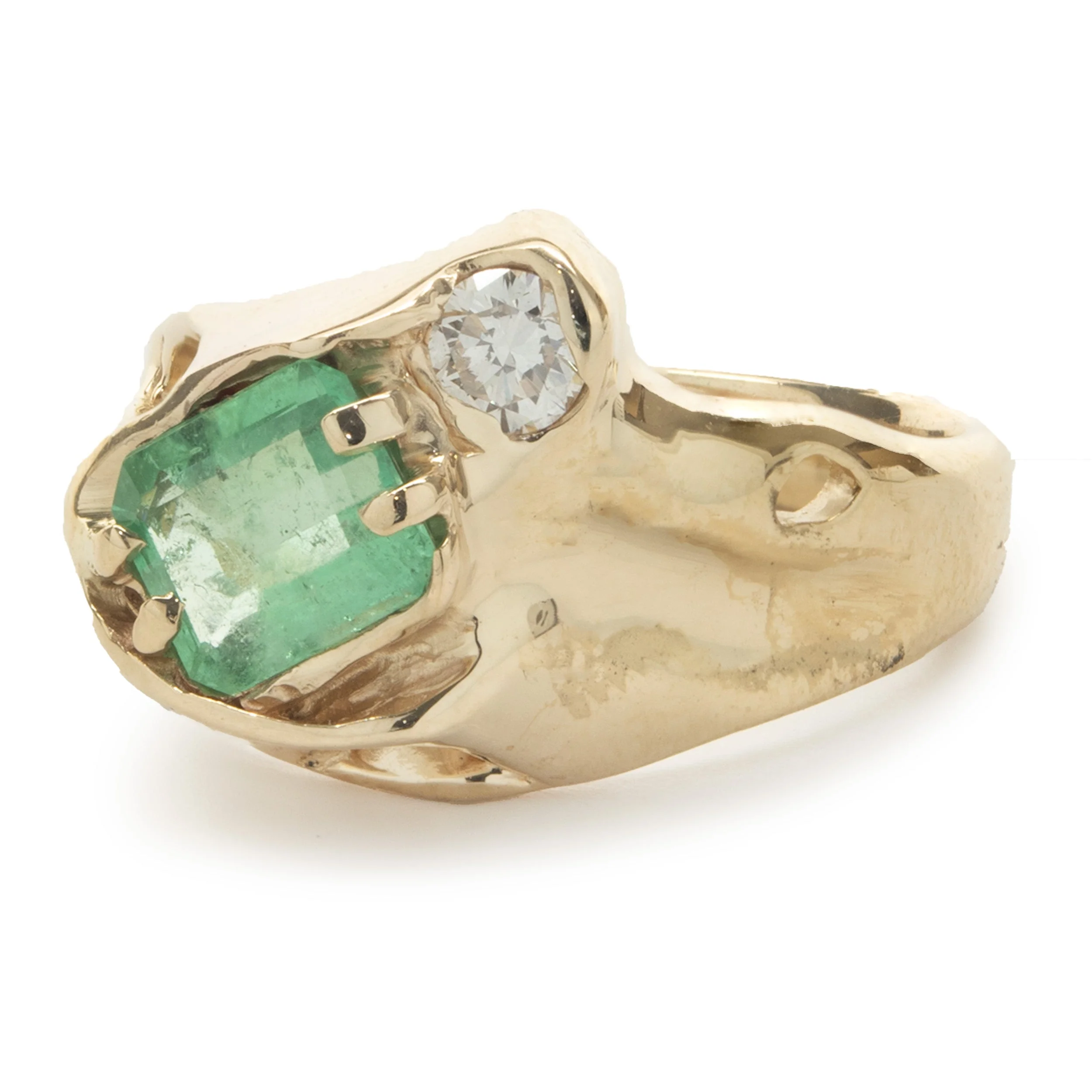 14 Karat Yellow Gold Fluorite and Diamond Freeform Ring - Image 2