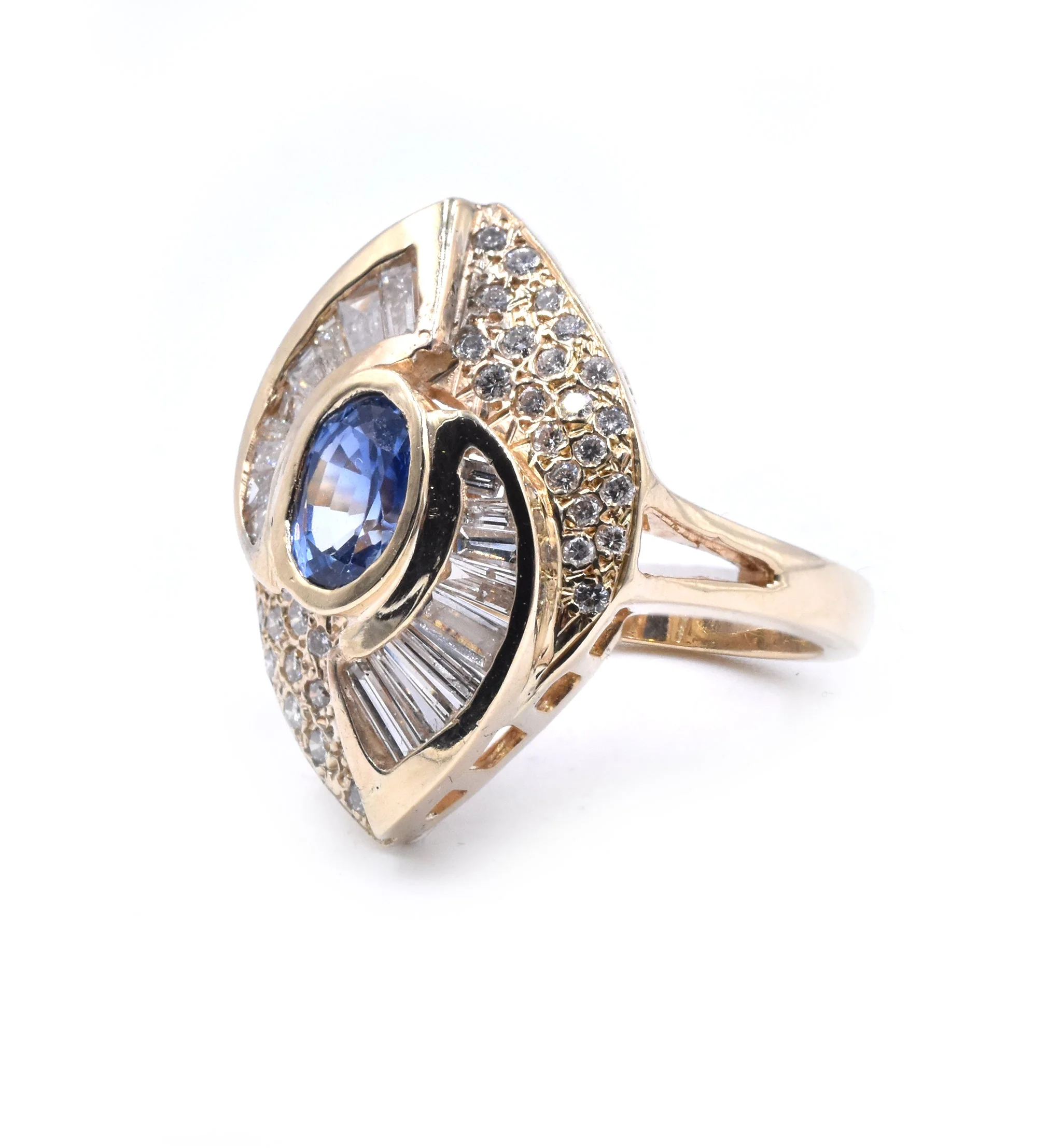 14 Karat Yellow Gold Sapphire and Diamond Cocktail Ring - Image 3
