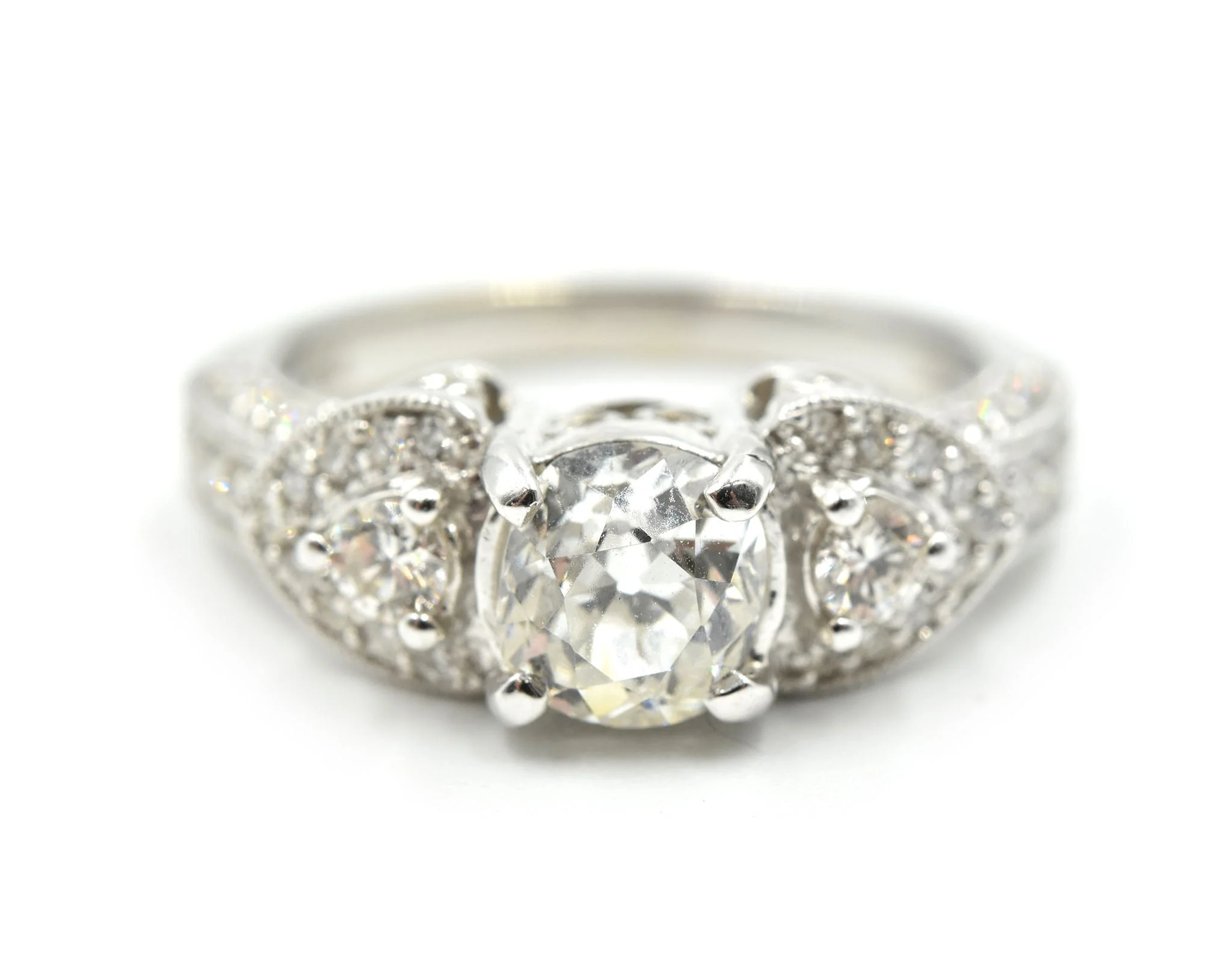 14k White Gold and 0.91ct European Diamond Ring Size 6