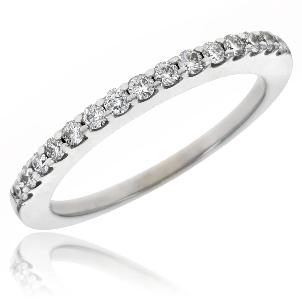 14K White Gold Round Diamond Wedding Band
