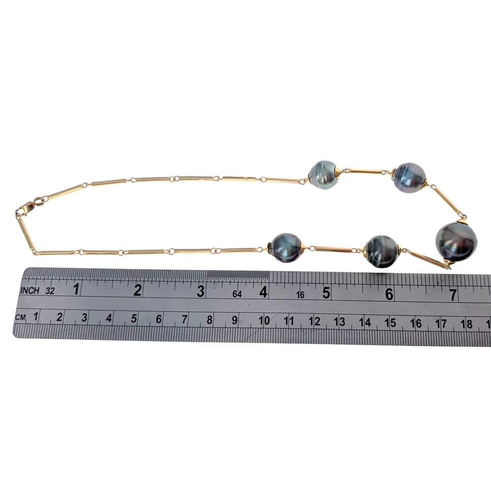 14K Yellow Gold Black Pearl Station Necklace - Image 3