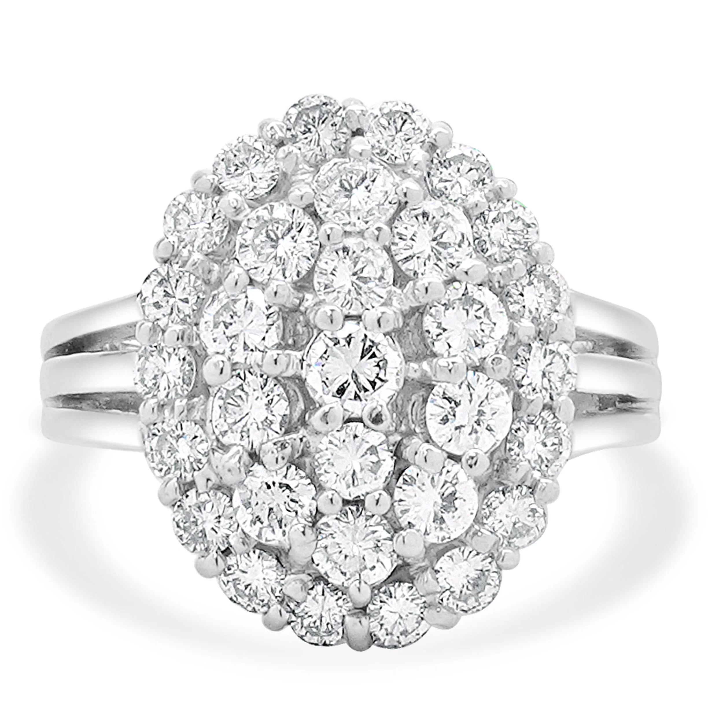 18 Karat White Gold Diamond Cluster Oval Ring