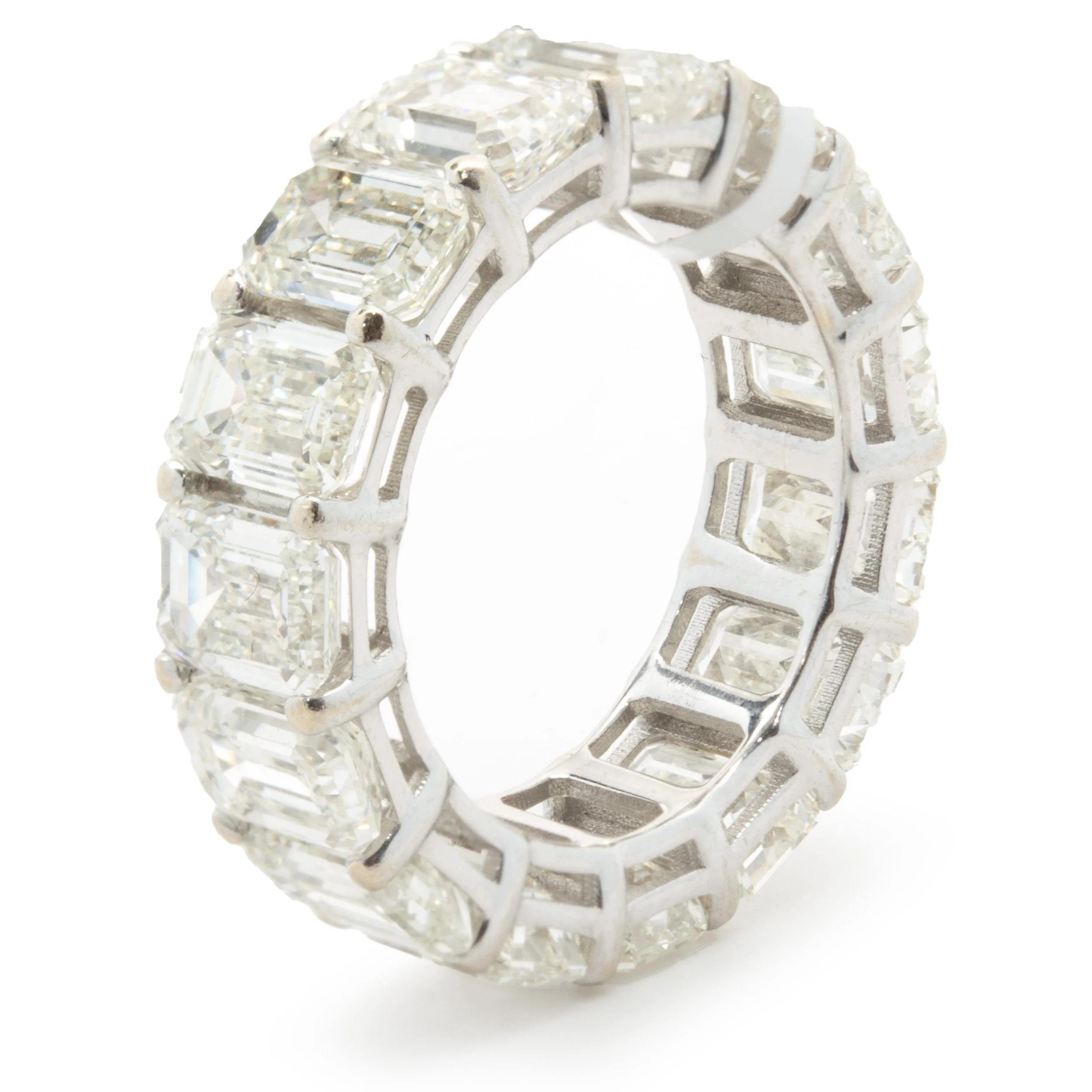 18 Karat White Gold Emerald Cut Diamond Eternity Band - Image 2