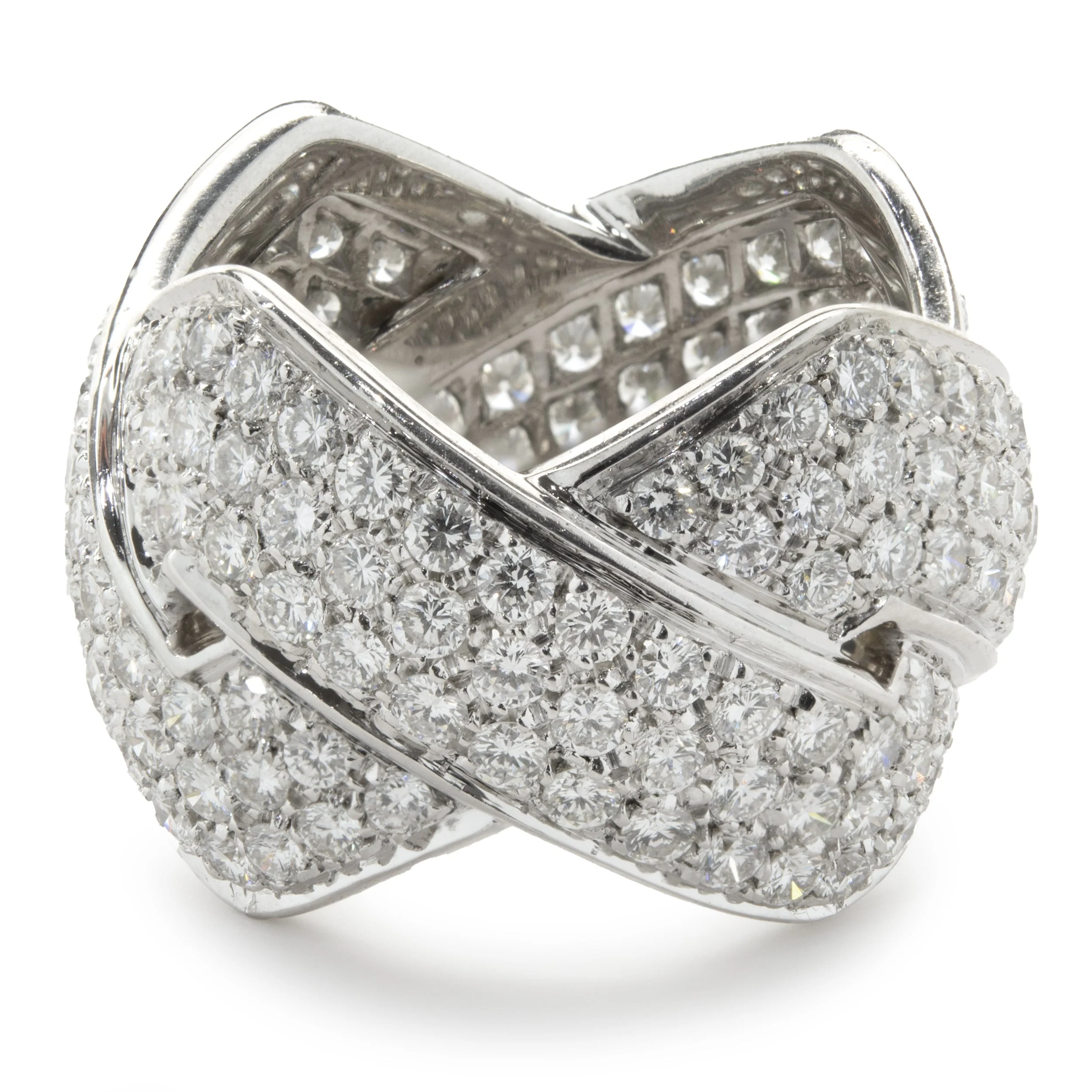 18 Karat White Gold Pave Diamond Z Crossover Band