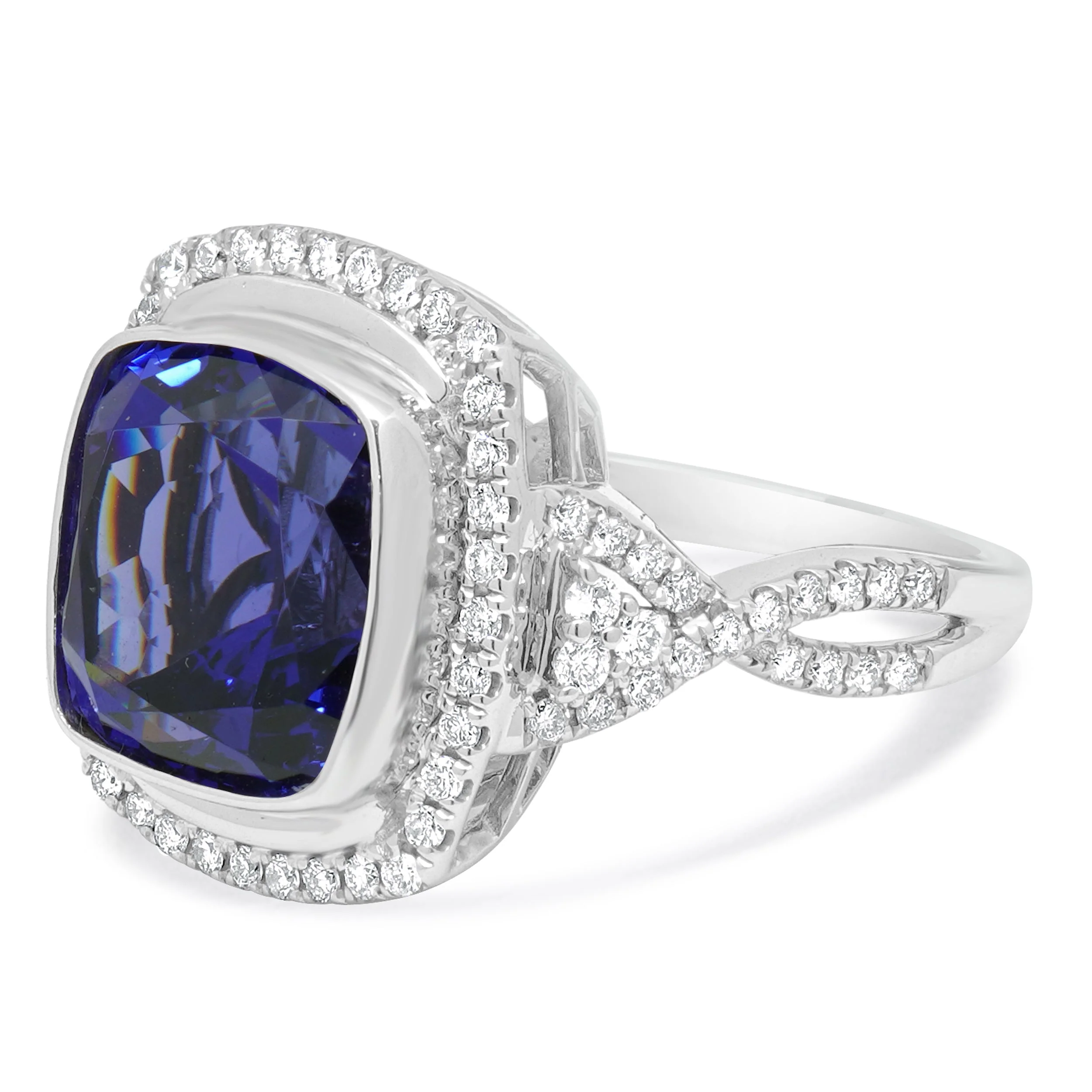 18 Karat White Gold Tanzanite and Diamond Cocktail Ring - Image 2