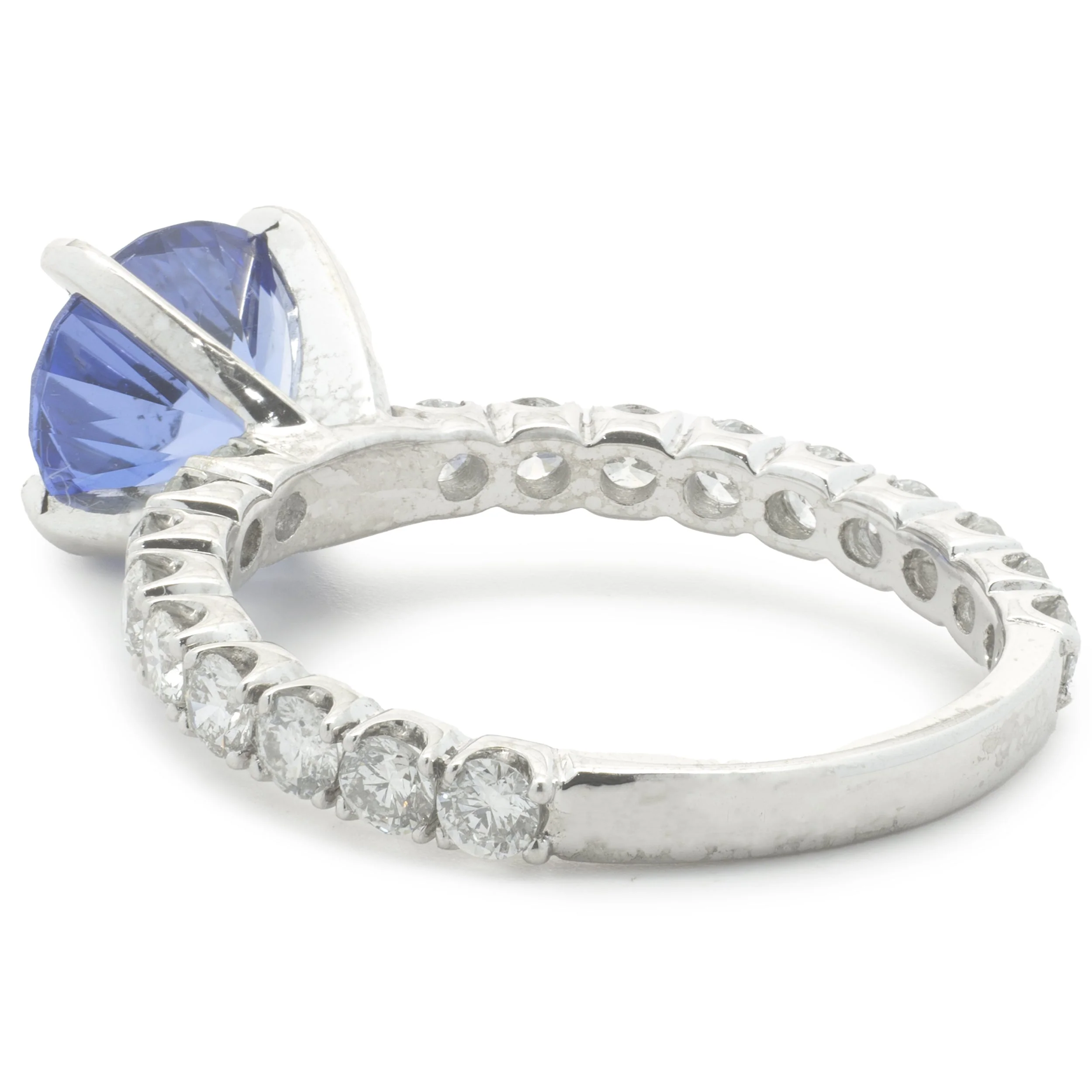 18 Karat White Gold Tanzanite and Diamond Ring - Image 3