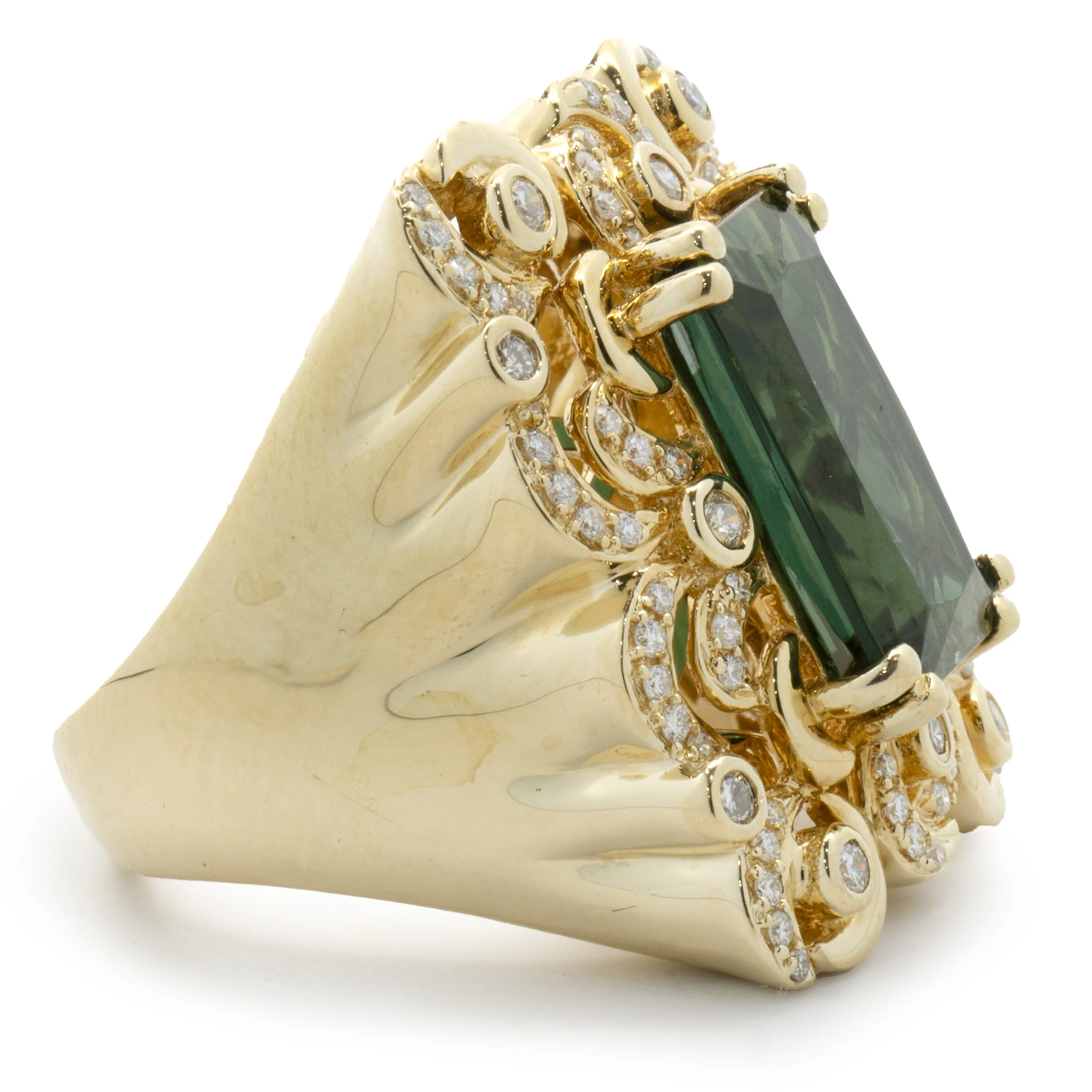 18 Karat Yellow Gold Ornate Green Tourmaline and Diamond Rectangular Cocktail Ring - Image 3