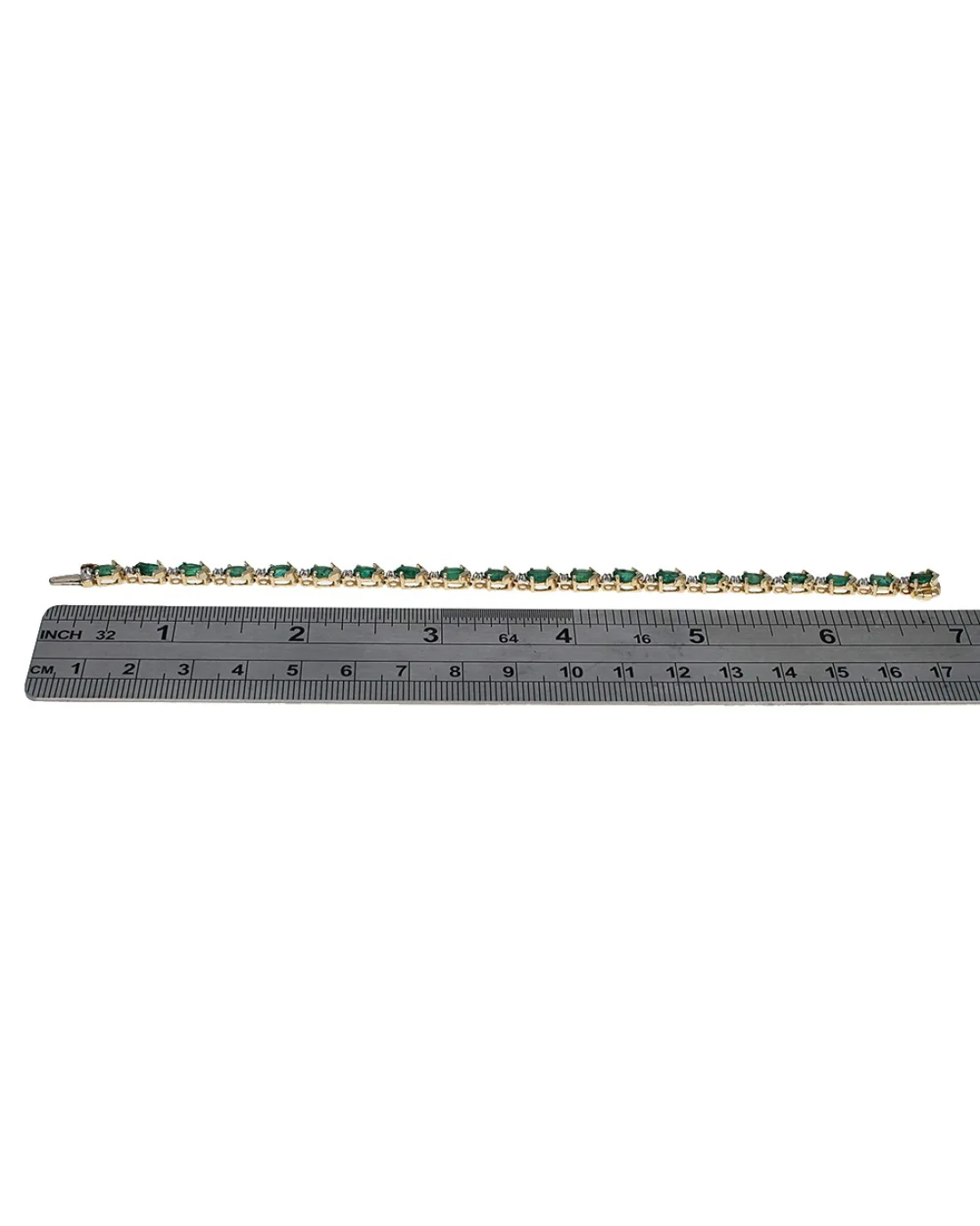 Alternating Emerald and Diamond Link Bracelet in Yellow Gold - Image 3