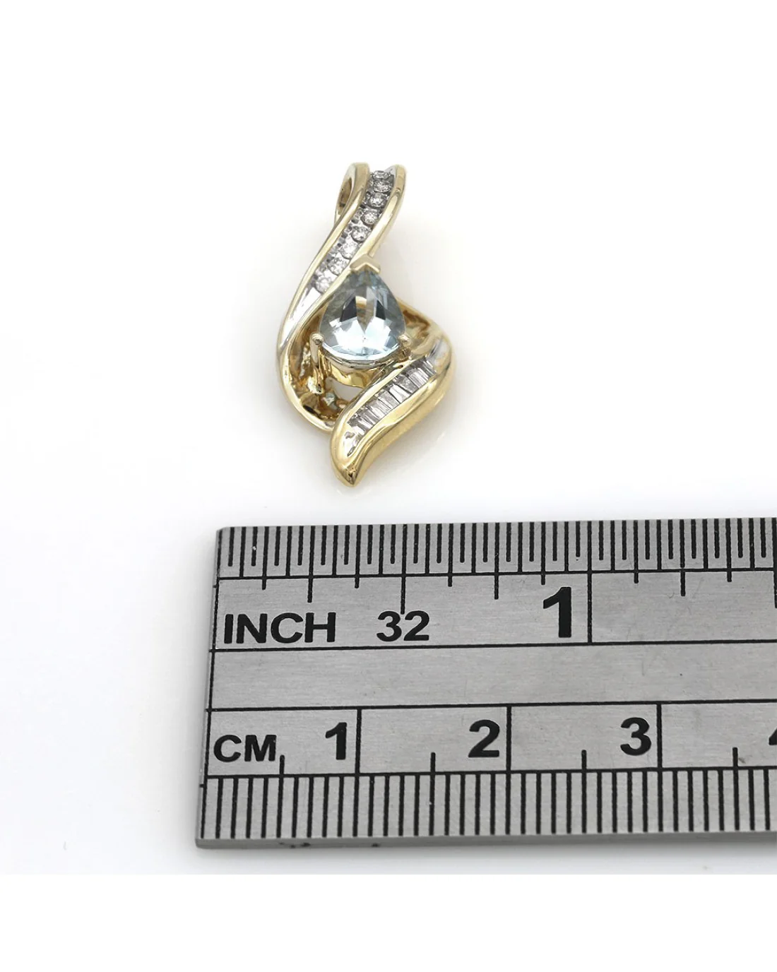 Aquamarine and Diamond Slider Pendant in White and Yellow Gold - Image 3