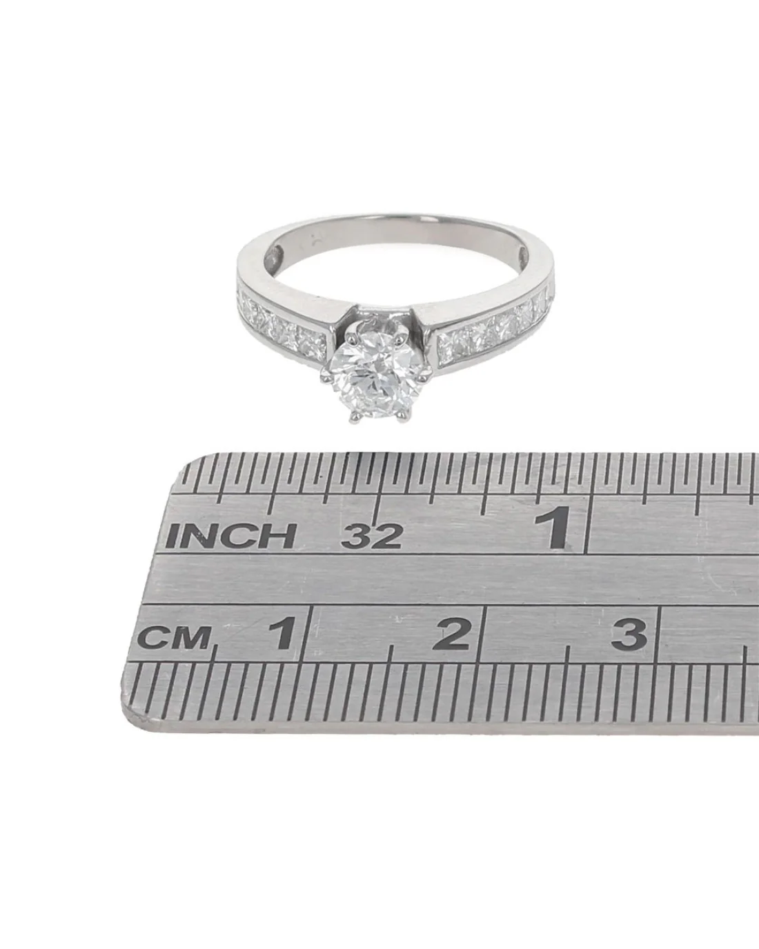 Diamond Engagement Ring in White Gold - Image 3