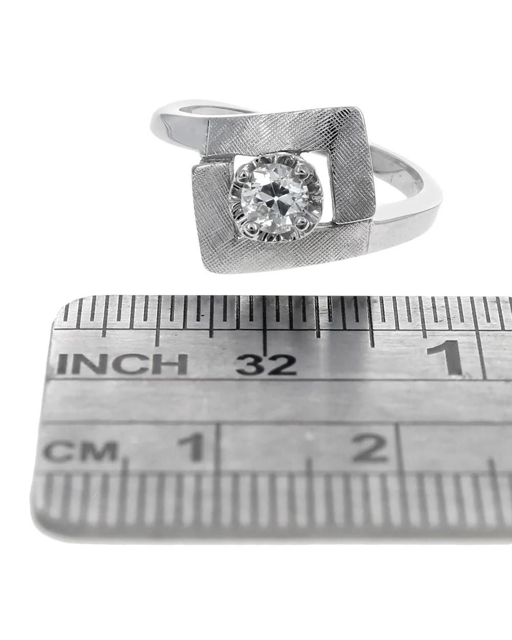 Diamond Solitaire Bypass Ring in White Gold - Image 3