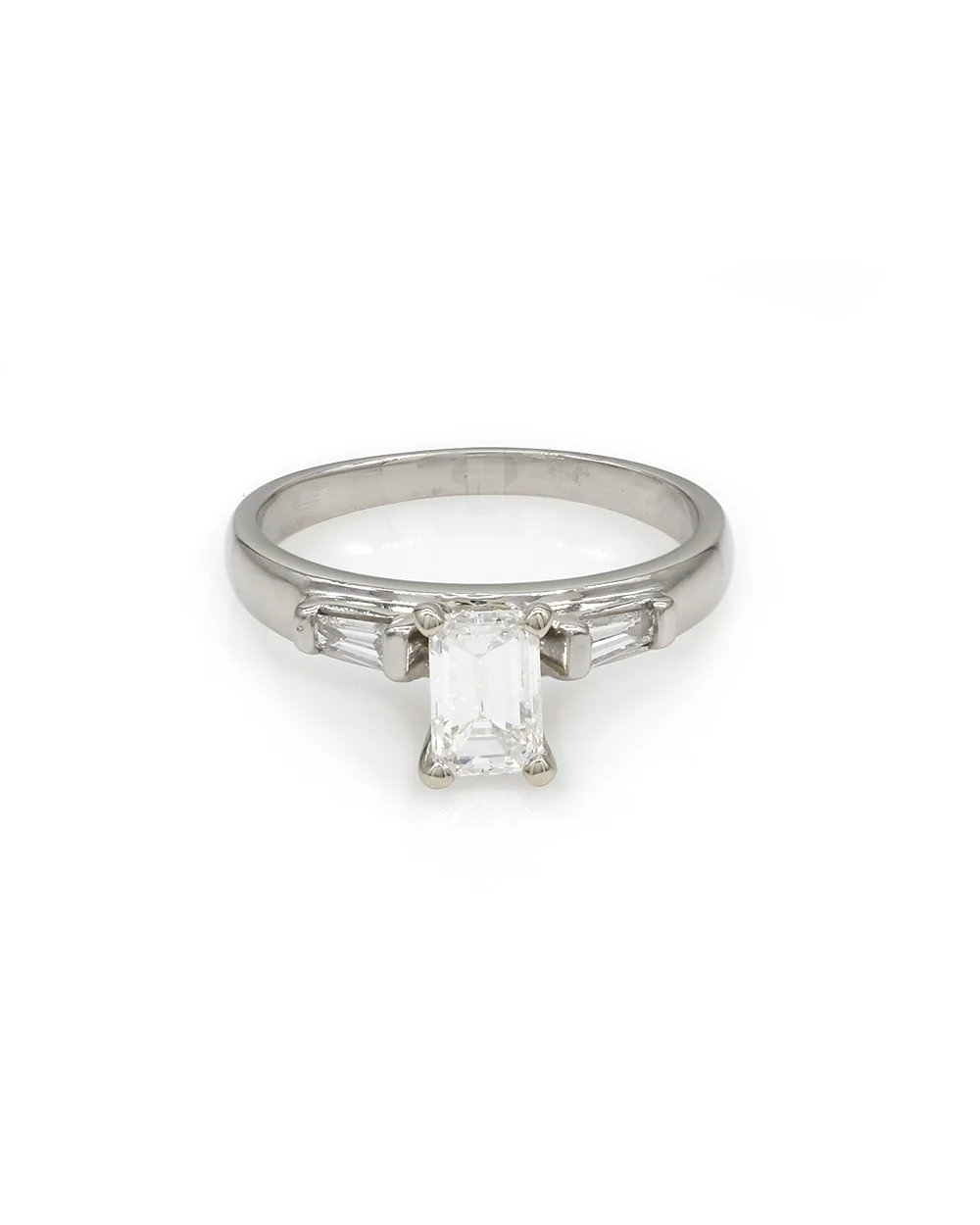 Diamond Solitaire Ring in Gold - Image 2