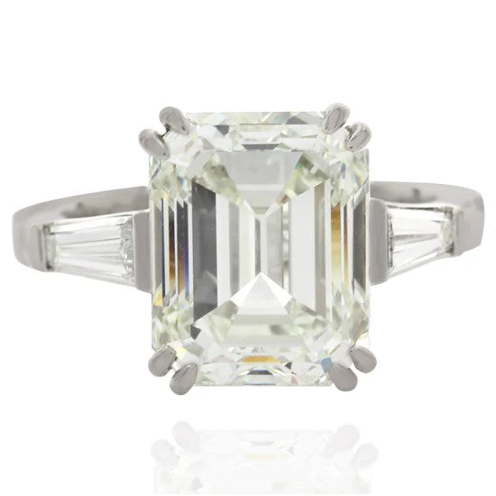 Emerald Diamond Solitaire Ring in Platinum - Image 2
