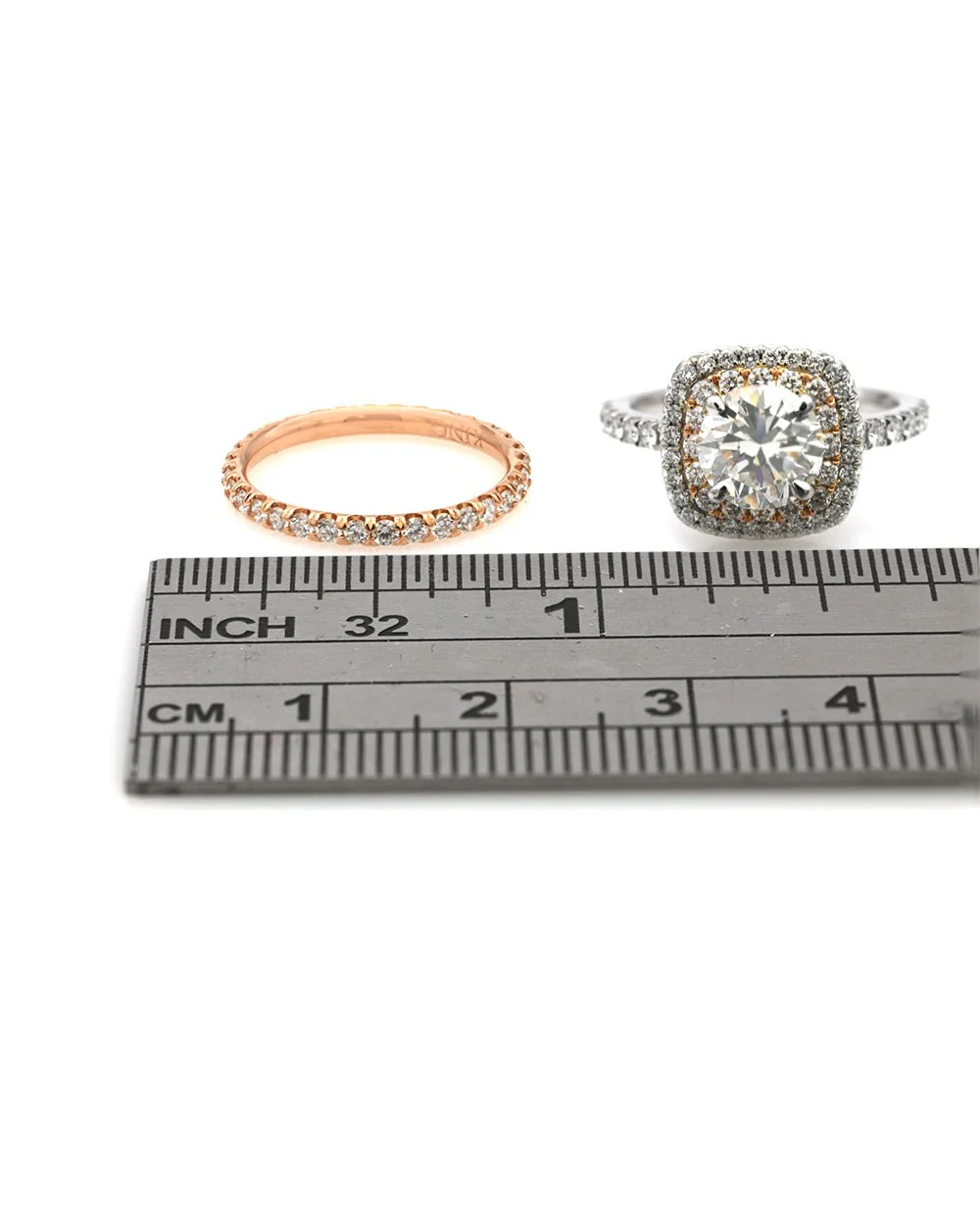 GIA Certified Round Brilliant Cut Diamond Engagement Ring Set in 18KW/R - Image 3