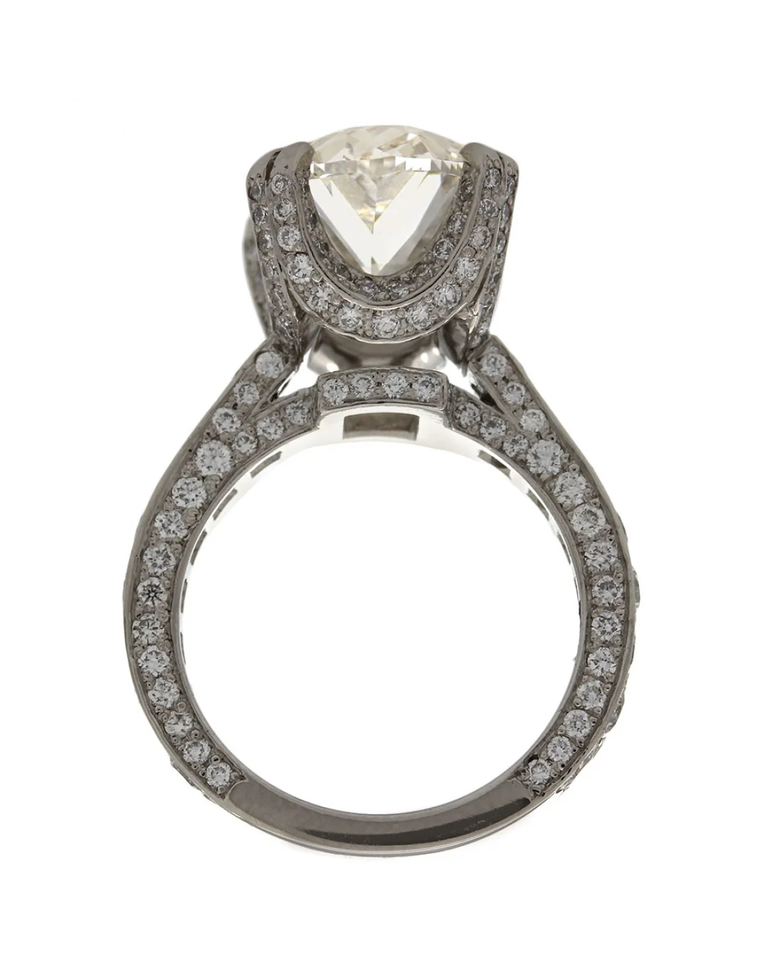 Oval Diamond Solitaire Ring in Platinum - Image 3