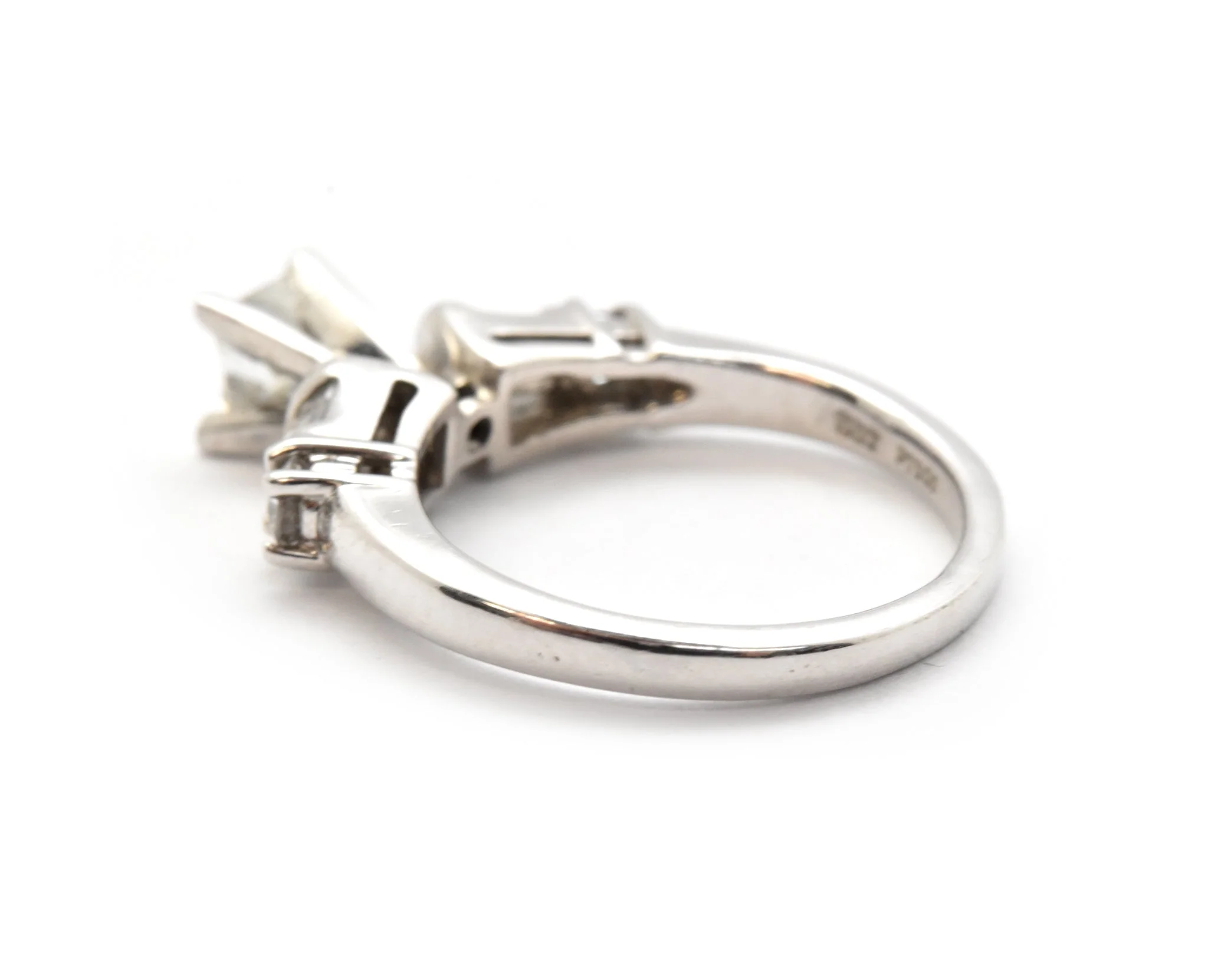Princess Cut 0.40 Carat Diamond Platinum Engagement Ring - Image 4