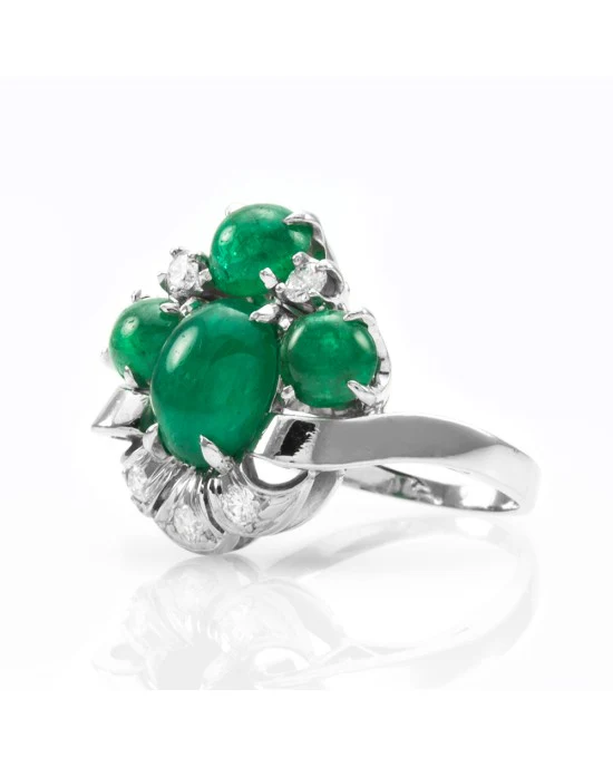 Retro 3.90ctw Emerald Cabochon & 0.18ctw Diamond Ring in Platinum - Image 3
