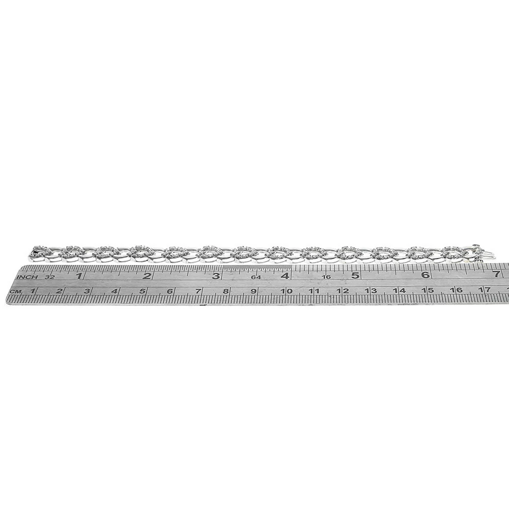 Round Diamond Heart Link Inline Bracelet - Image 3