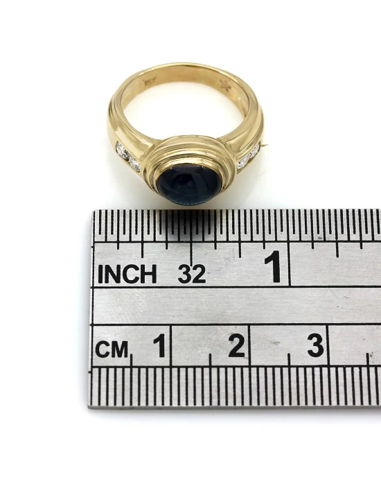 Sapphire Cabo and Diamond Ring in Yellow Gold - Image 3