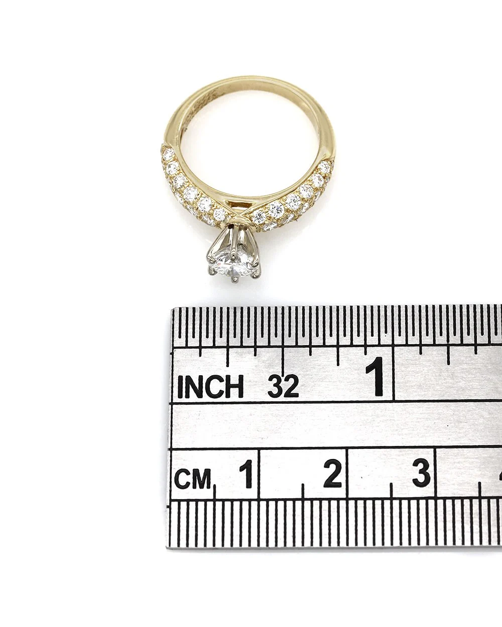 Van Cleef & Arpels Diamond Ring in Gold - Image 3