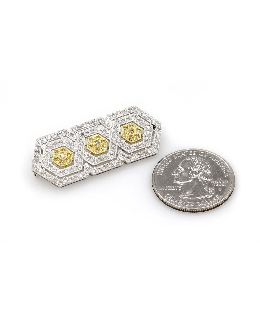 White and Yellow Diamond Brooch in Gold - Image 3